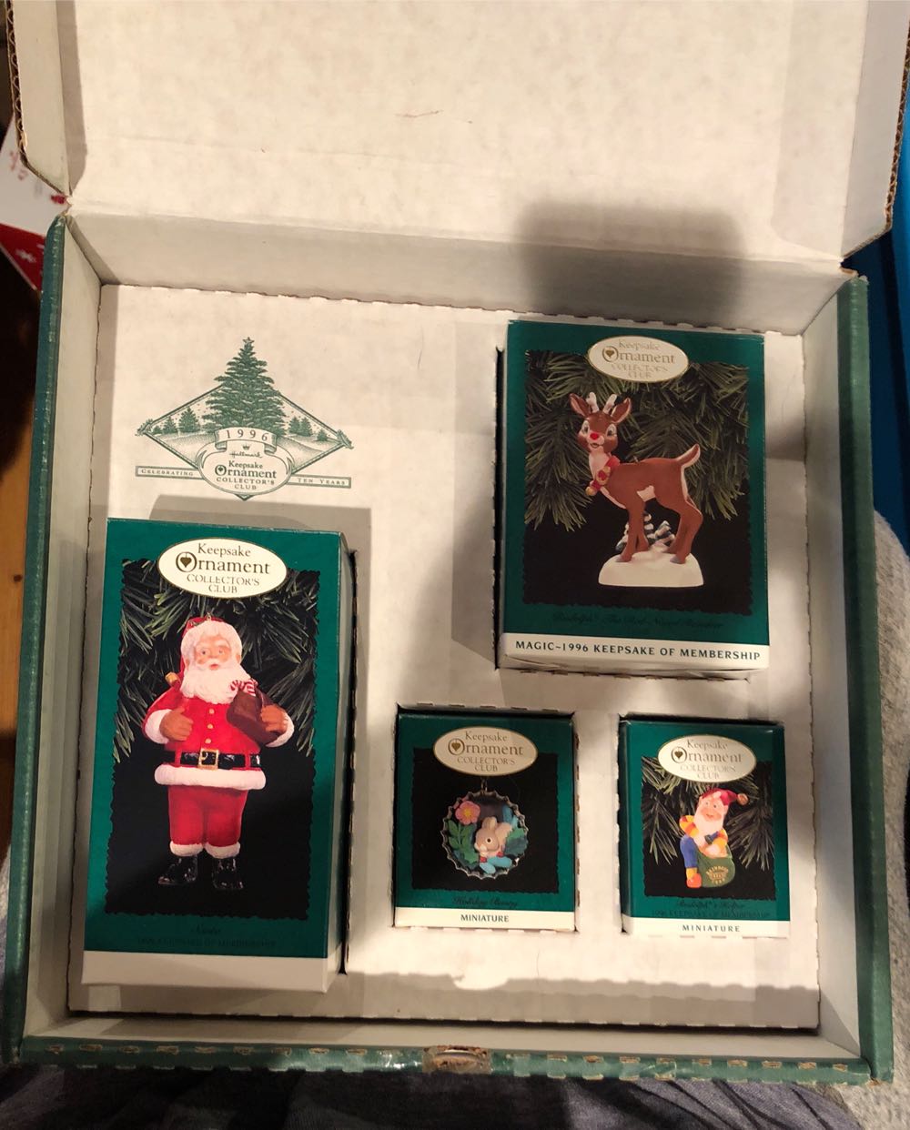 Keepsake Ornament Collector’s Club 1996  ornament collectible - Main Image 2