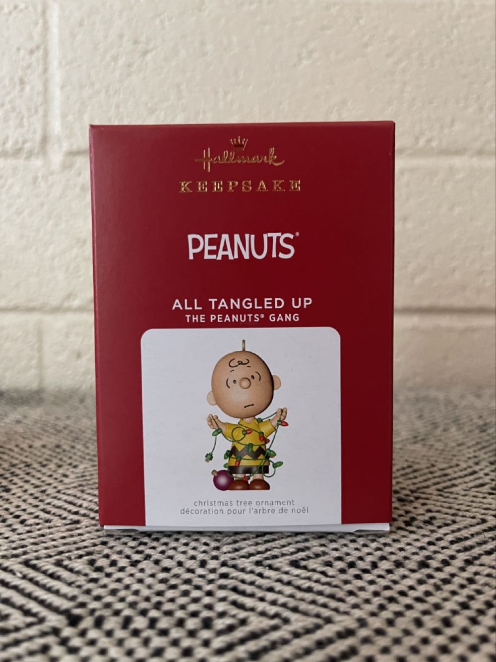 Peanuts - Charlie Brown All Tangled Up - The Peanuts Gang (Peanuts) ornament collectible [Barcode 763795706853] - Main Image 2