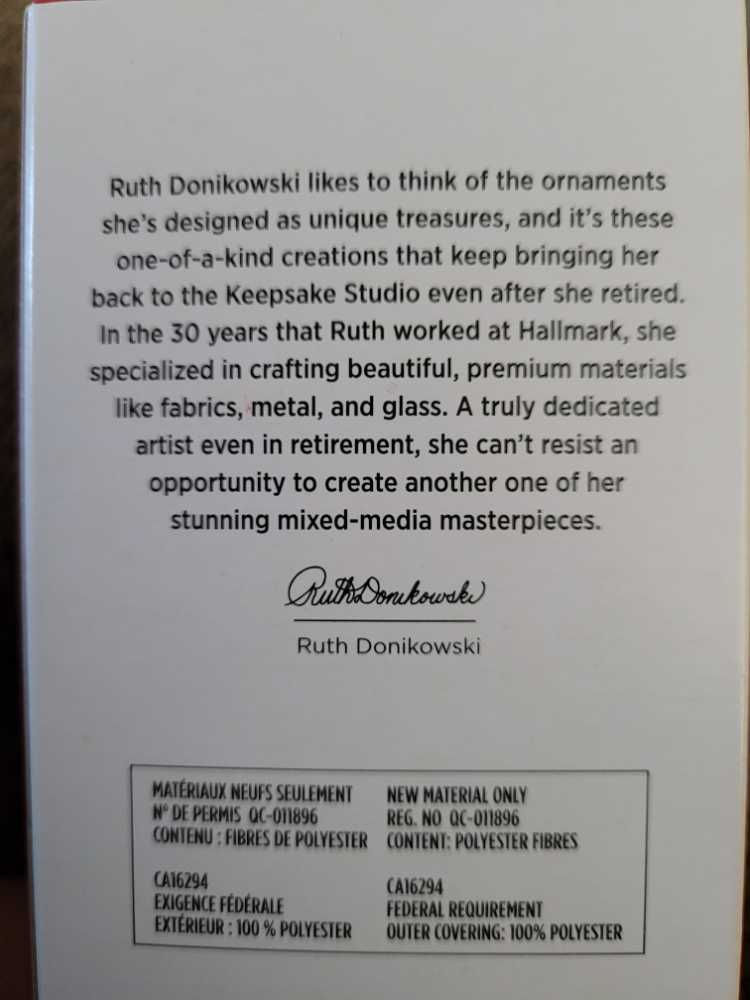 #12 Star-tipped Sweetness - Christmas Cupcakes (Sweets) ornament collectible [Barcode 763795663118] - Main Image 3