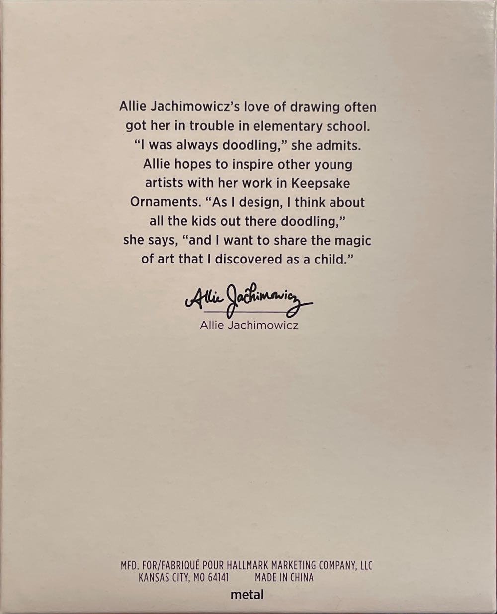 Captain America’s Shield - Limited Edition (Marvel) ornament collectible [Barcode 763795702862] - Main Image 3