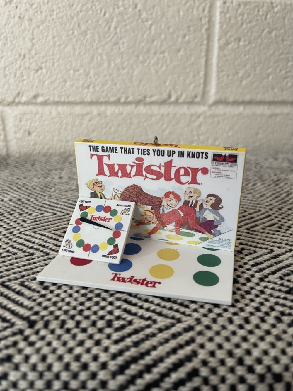 Twister - Family Game Night (Toys and Games) ornament collectible [Barcode 763795707348] - Main Image 4