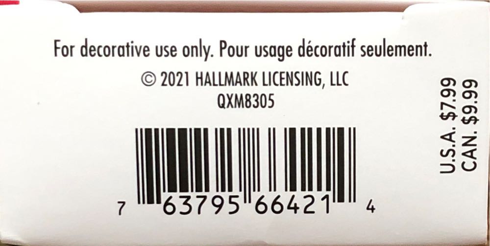 Miniature Petite Penguins #6 A Snuggly Stocking - Petite Penguins (Penguins) ornament collectible [Barcode 763795664214] - Main Image 4