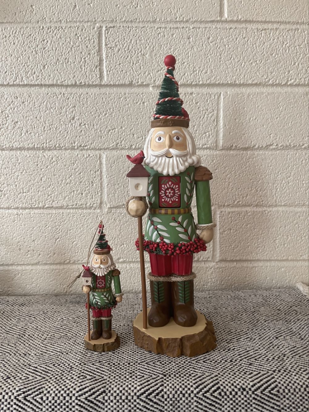 Noble Nutcracker TableTop - Noble Nutcrackers (Noble Nutcrackers) ornament collectible [Barcode 763795683246] - Main Image 2