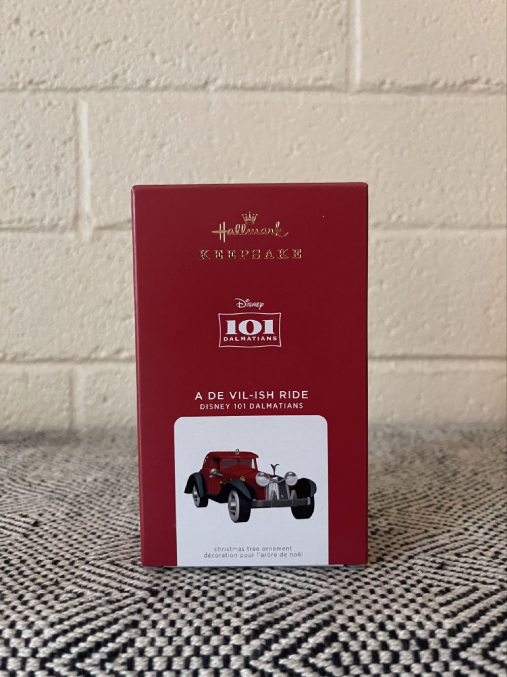 A De Vil-ish Ride - Disney 101 Dalamtions (Disney) ornament collectible [Barcode 763795659685] - Main Image 2