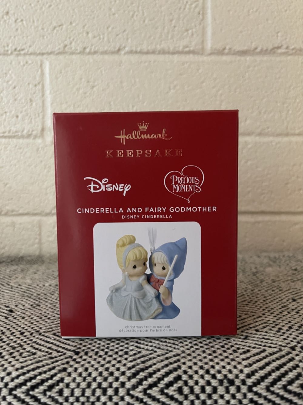 Precious Moments Cinderella And Fairy Godmother - Disney Precious Moments (Cinderella) ornament collectible [Barcode 763795659722] - Main Image 2