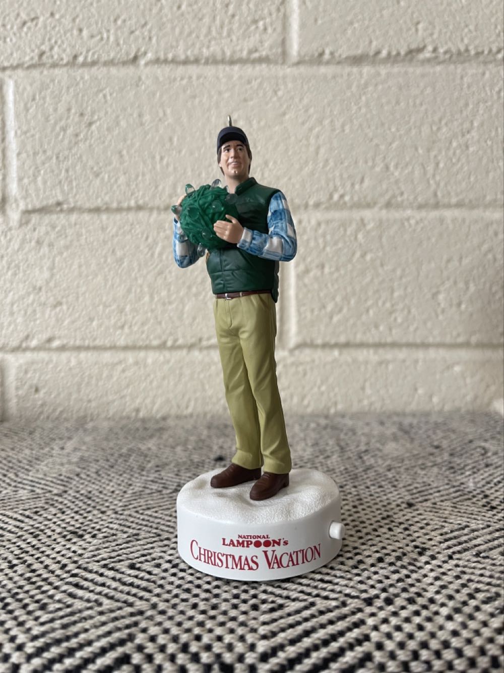 The Best-Looking House In Town - National Lampoon’s Christmas Vacation (Movies) ornament collectible [Barcode 763795683796] - Main Image 4