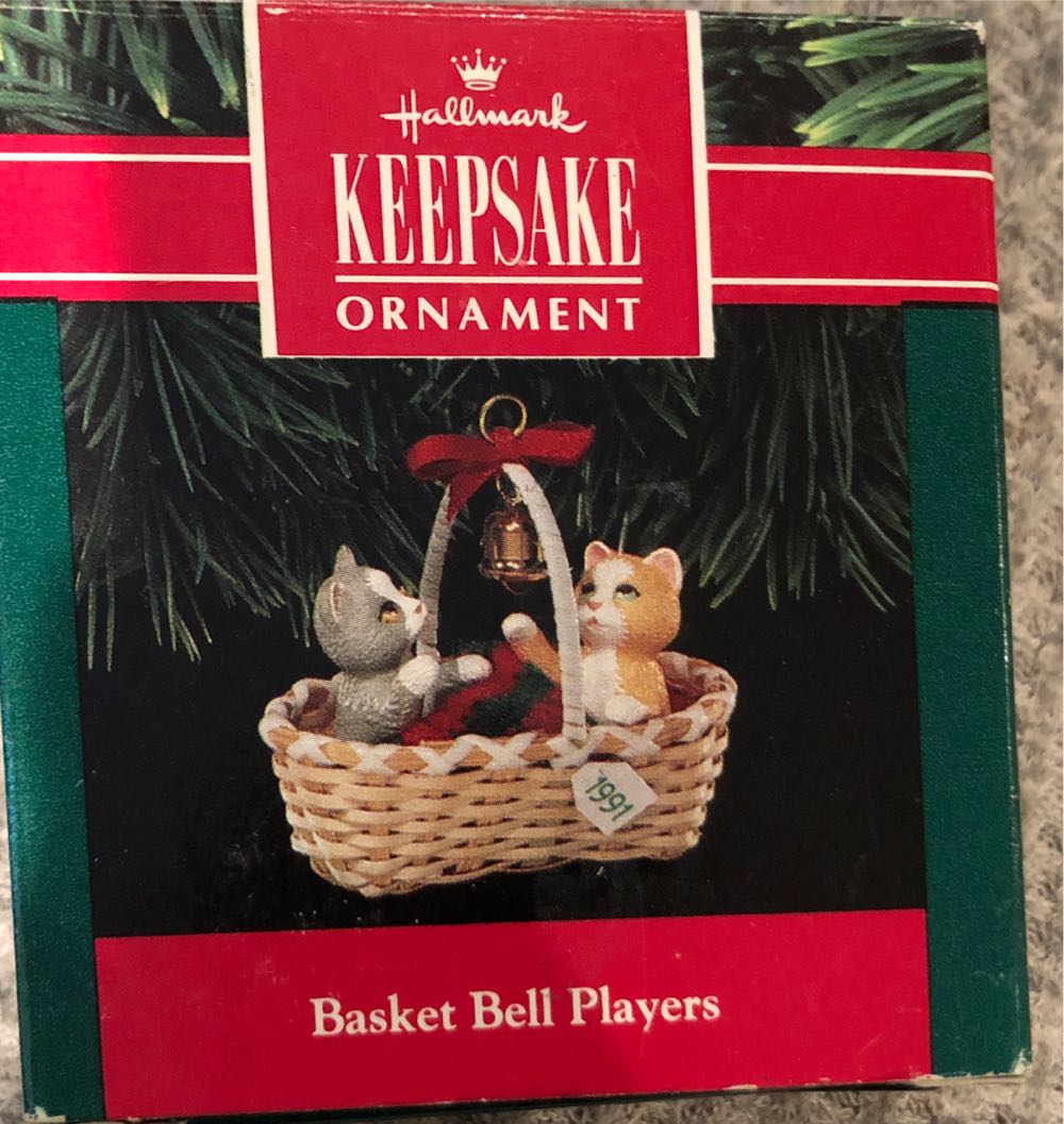 Basket Bell Players - Cats (Kittens) ornament collectible [Barcode 070000027437] - Main Image 1