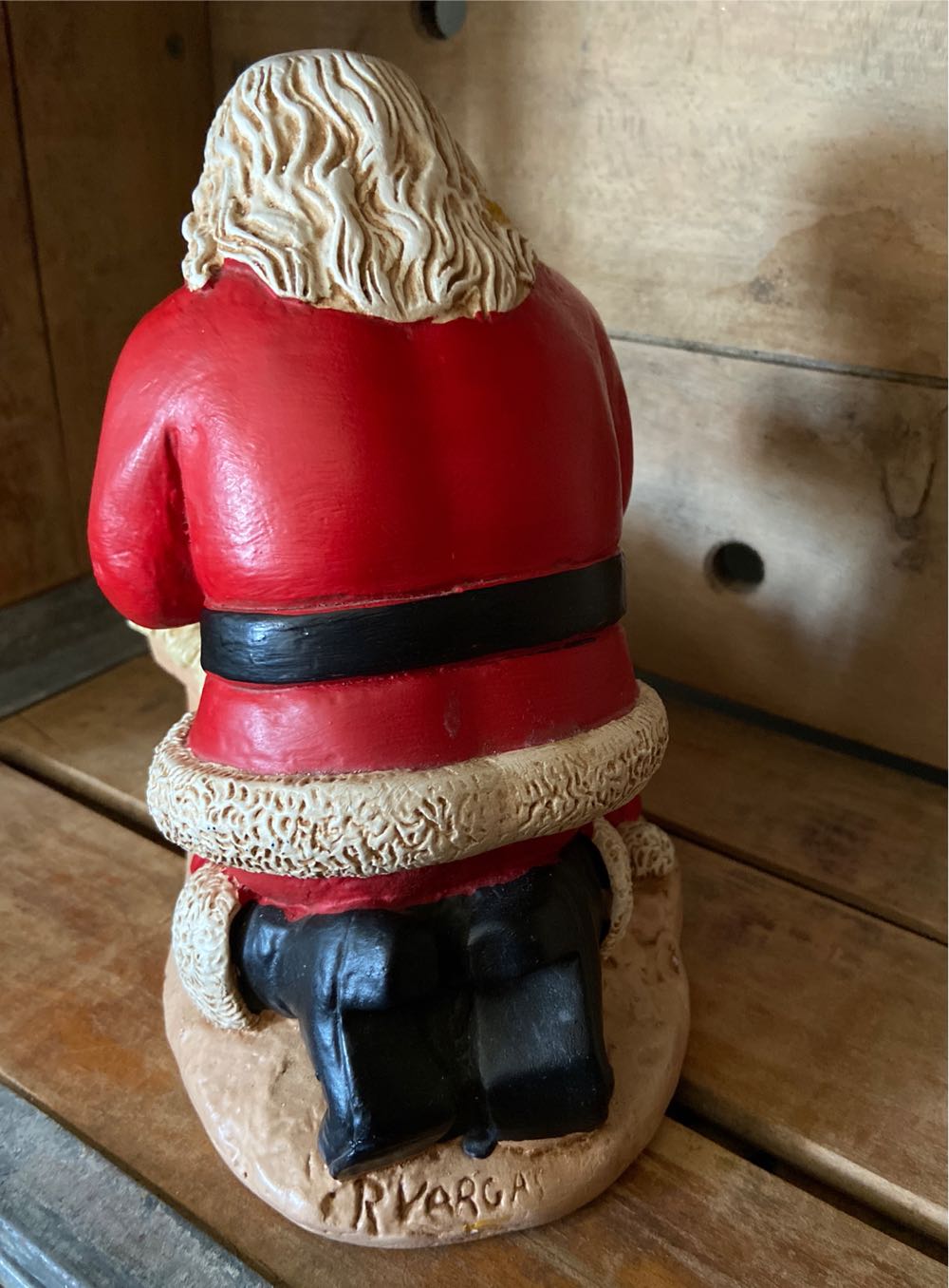Christmas Vintage. Santa With Baby Jesus. 1976. Kneeling Santa Praying Over Baby Jesus. Commissioned By RP Gauer And Created By Rudolph Vargas. Thought To Be The Original Kneeling Santa.  (Vintage Santa) ornament collectible - Main Image 3