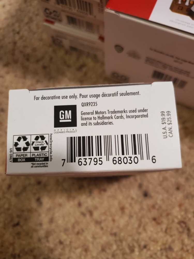 CAC#31  1971 Pontiac GTO Judge #31 - Classic American Cars (Cars) ornament collectible [Barcode 763795680306] - Main Image 4