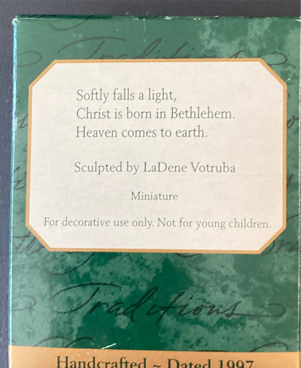 Miniature He Is Born - Keepsake Miniature (Nativity) ornament collectible [Barcode 015012375145] - Main Image 3