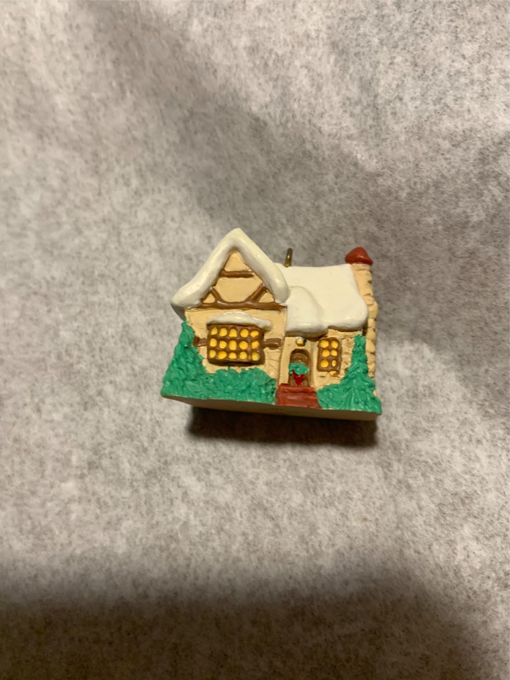 Miniature Old English Village Tudor House #8 - Old English Village (Miniature) ornament collectible [Barcode 015012181265] - Main Image 3