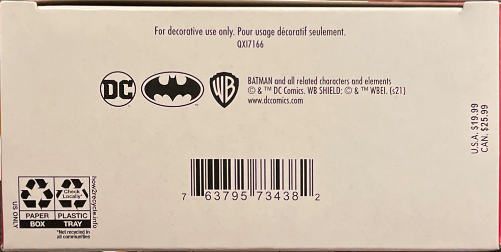 The World’s Greatest Detective: Batman - DC Comics: Batman (DC Comics: Batman) ornament collectible [Barcode 763795734382] - Main Image 3