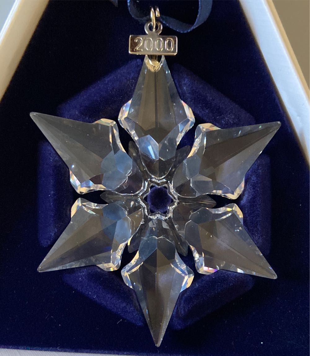 Swarovski 2000 Annual Dated Ornament - Swarovski Annual Edition Ornament (Crystal Snowflake) ornament collectible [Barcode 9003142434529] - Main Image 2