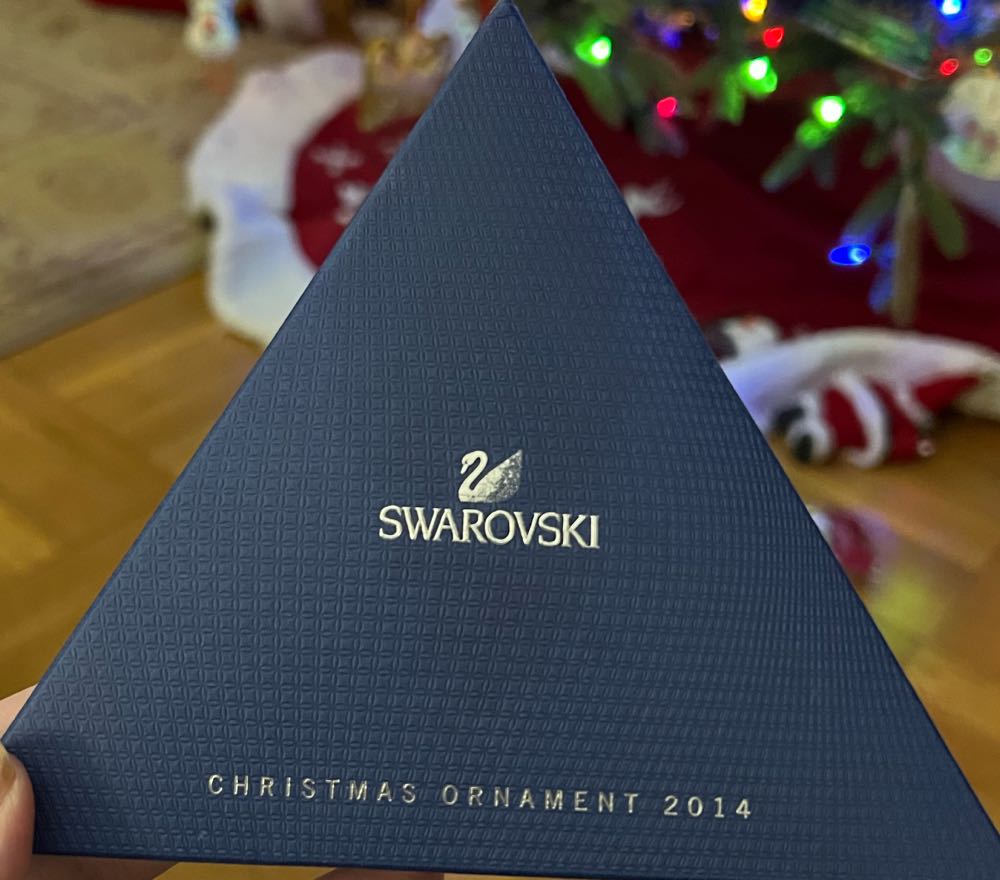 2014 Annual Ornament - Annual Snowflake ornament collectible [Barcode 9009650590269] - Main Image 2