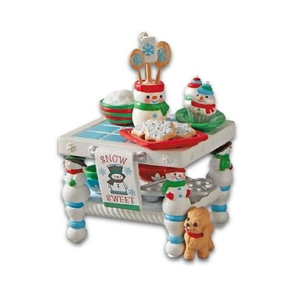 That’s Snow Sweet! - Hallmark Club Member Exclusive (KOC Member Exclusive) ornament collectible - Main Image 2