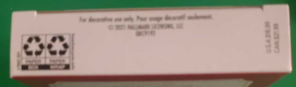 Brilliant Butterflies - The Brilliant Butterflies Series (Event Exclusive Repaint) ornament collectible - Main Image 4