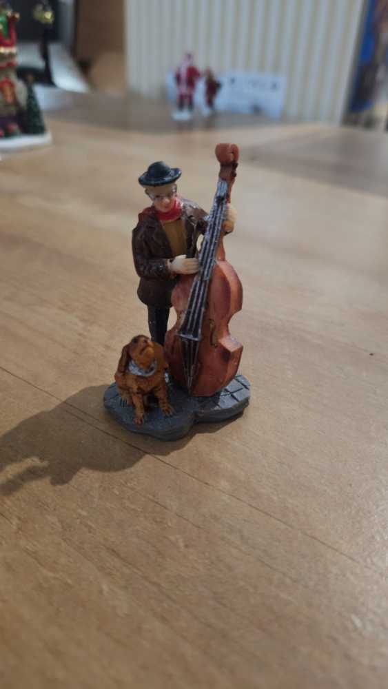 Lemax Streetside Trio #52035 - Caddington Village ornament collectible [Barcode 728162520357] - Main Image 2