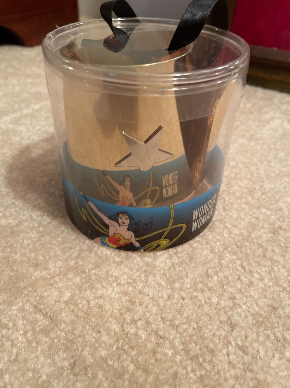 DCO-Gold Cosplay Metal Cuffs  ornament collectible [Barcode 190371448089] - Main Image 2