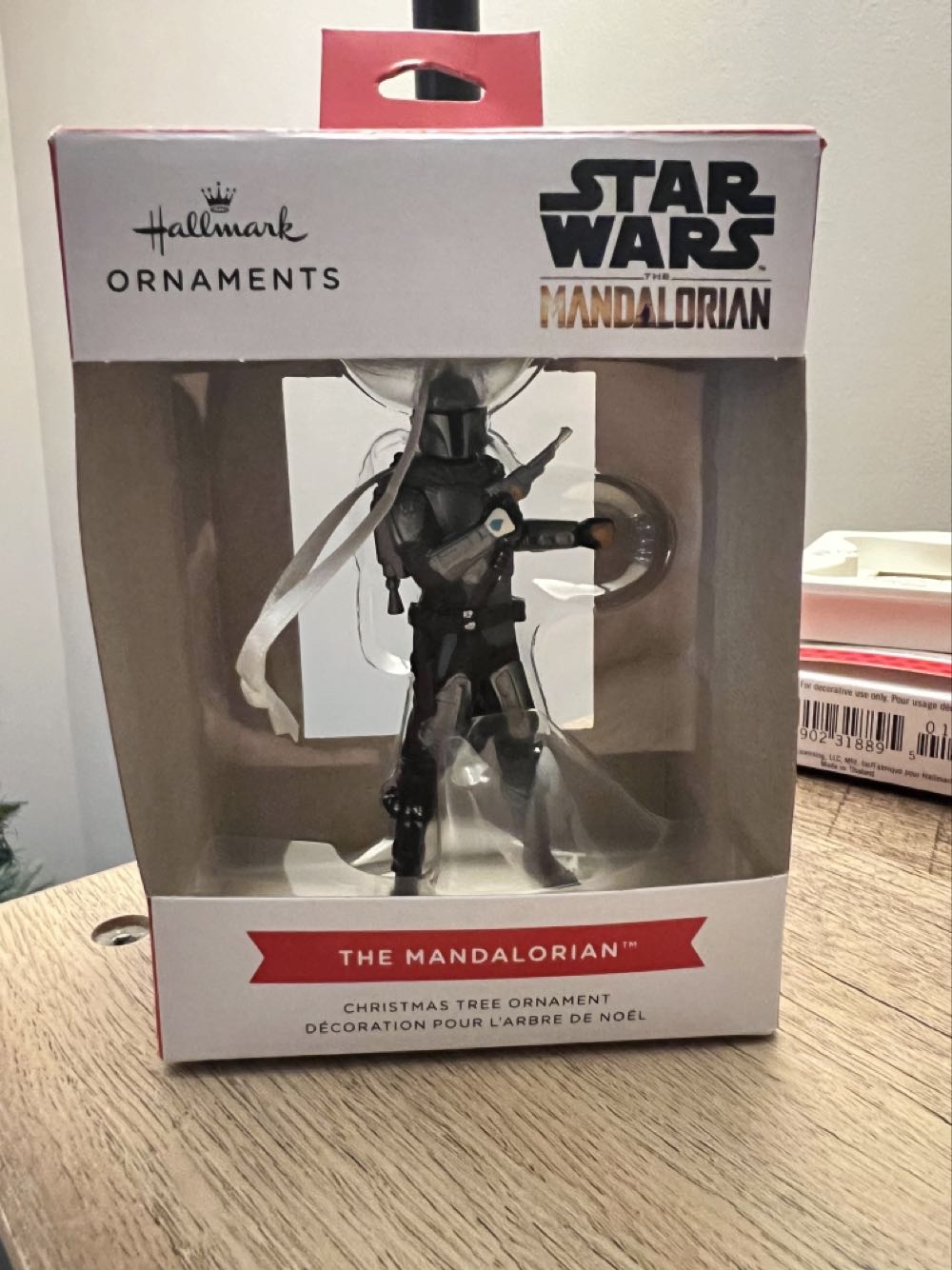 The Mandalorian - Star Wars (Movies & TV) ornament collectible [Barcode 763795723966] - Main Image 2