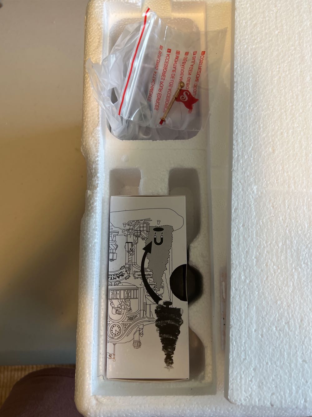 Santa’s Workshop  - Santa’s Wonderland (Sights & Sounds) ornament collectible [Barcode 728162355584] - Main Image 2