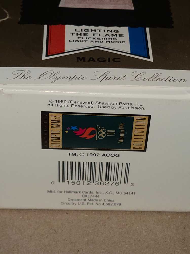 Lighting The Flame - Magic Plug-in (Olympics) ornament collectible [Barcode 015012362763] - Main Image 3