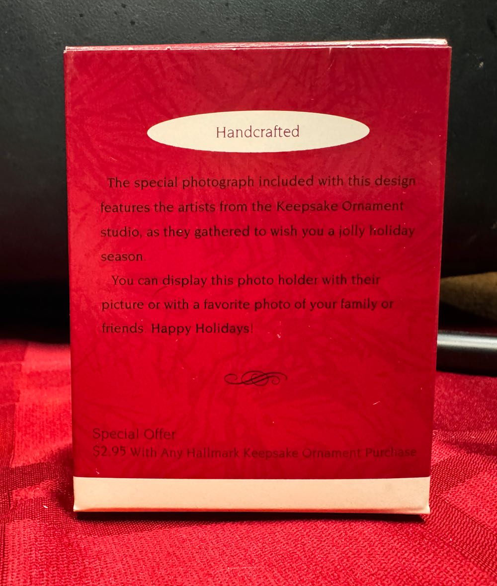 Happy Holidays Photo Holder - Hallmark Keepsake (Hallmark Keepsake Collectors Series) ornament collectible [Barcode 015012331066] - Main Image 3