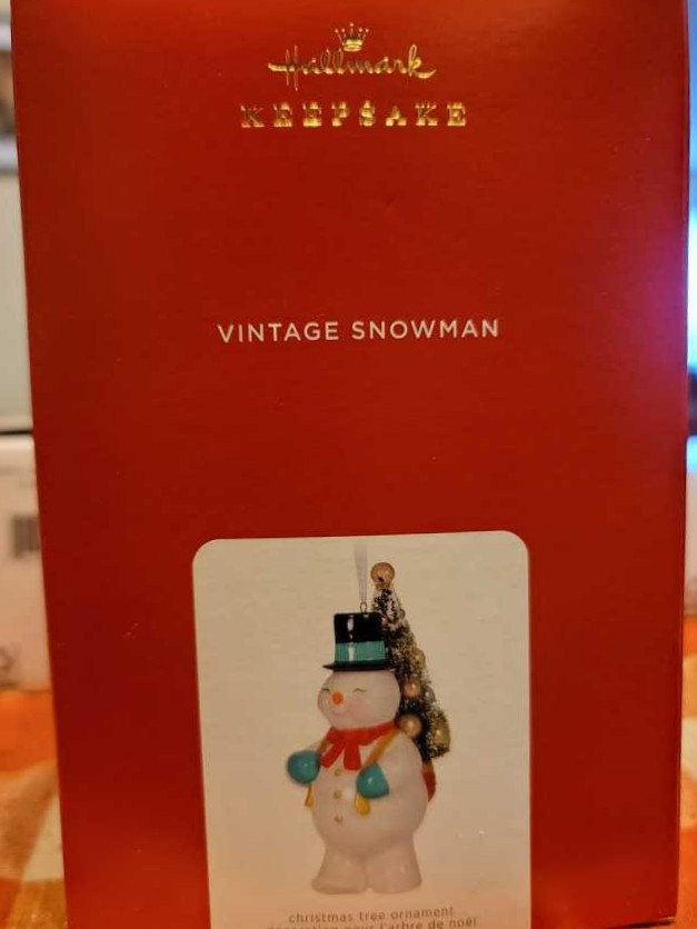 Vintage Snowman - Vintage Christmas (Retro Tree) ornament collectible [Barcode 763795710881] - Main Image 2