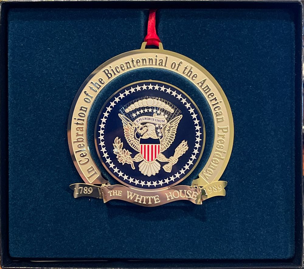 White House 1989 Ornament - White House Christmas Ornaments (Presidential Bicentennial) ornament collectible - Main Image 2