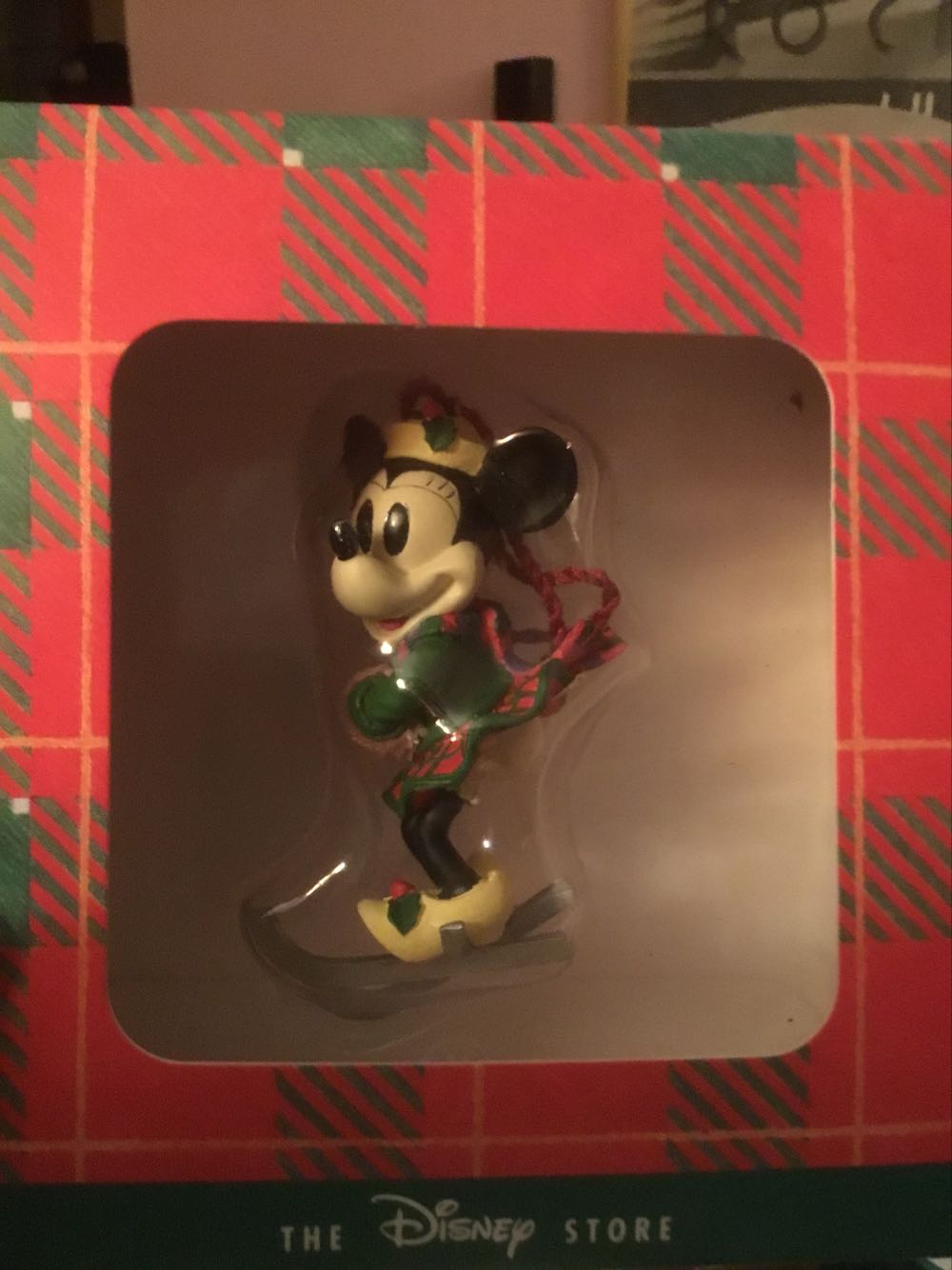 Minnie Mouse - Mickey’s Winter Wonderland ornament collectible [Barcode 417036992078] - Main Image 1