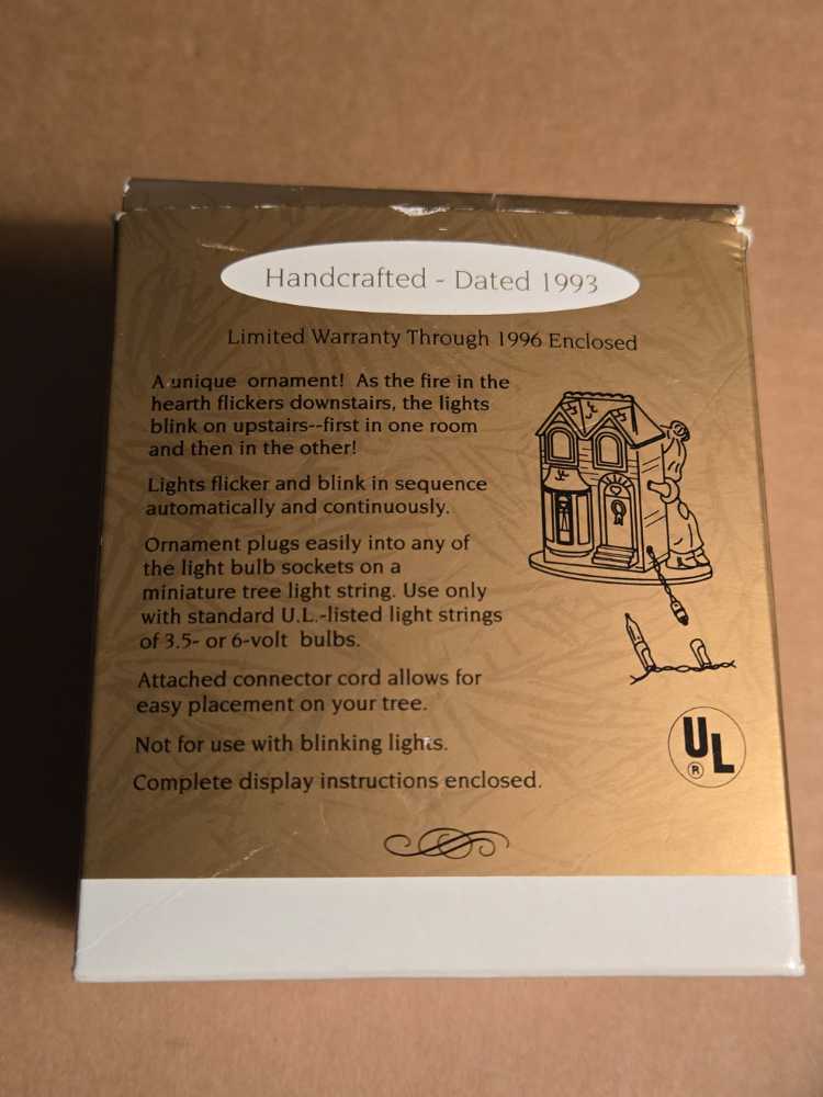 Dollhouse Dreams - Magic Flickering And Seqencing Lights ornament collectible [Barcode 015012026320] - Main Image 2