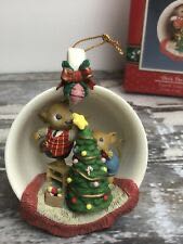 Deck The Halls - Cozy Cup ornament collectible [Barcode 045544021449] - Main Image 1