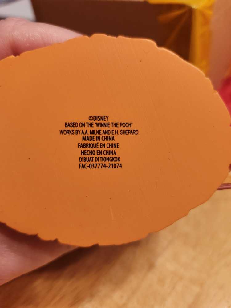 Winnie The Pooh, Tigger And Piglet - Sketchbook (Winnie the Pooh) ornament collectible [Barcode 465064023431] - Main Image 3