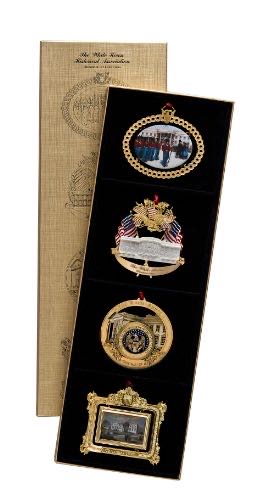 White House Christmas Ornament 1994-1997 - White House Christmas Ornaments (White House Ornaments) ornament collectible [Barcode 634228360969] - Main Image 1