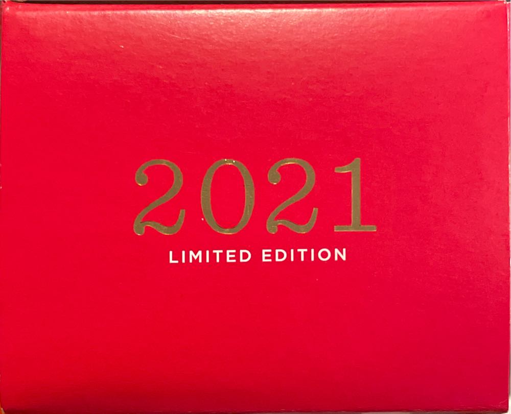 Catwoman - Batman ’66 (Pop Culture) ornament collectible [Barcode 763795717163] - Main Image 4