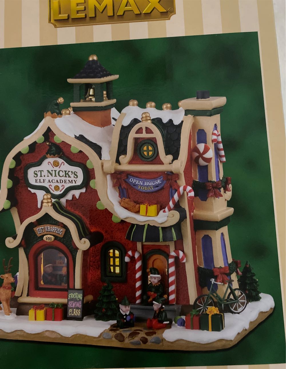 Peaceful Christmas Lion And Lamb