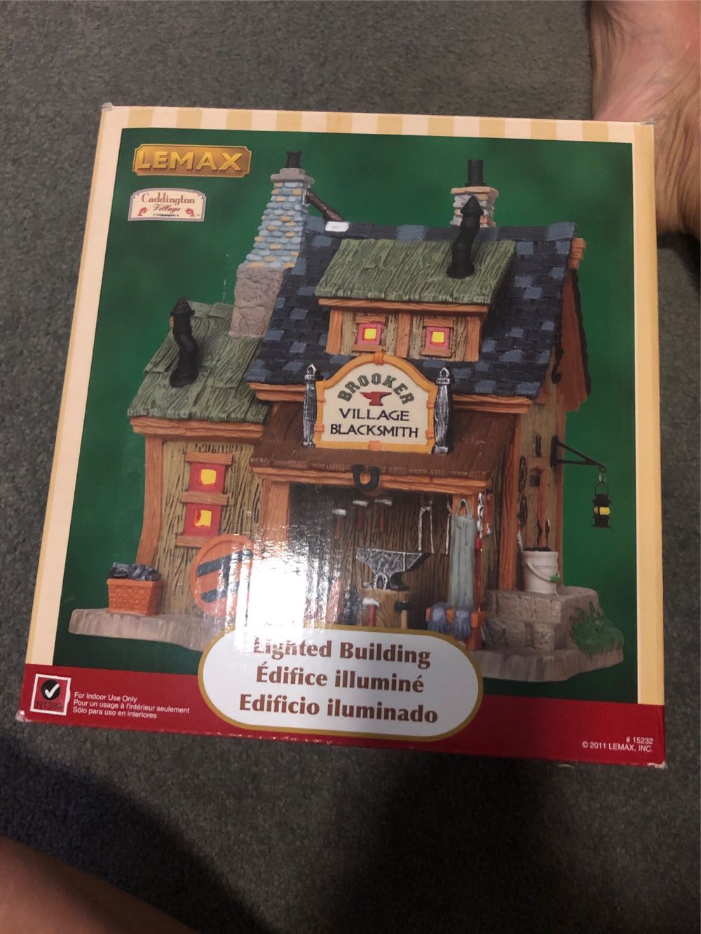 Elves Opening Coca Cola