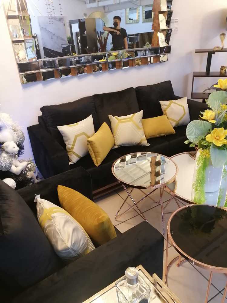 sala negra  ornament collectible - Main Image 2