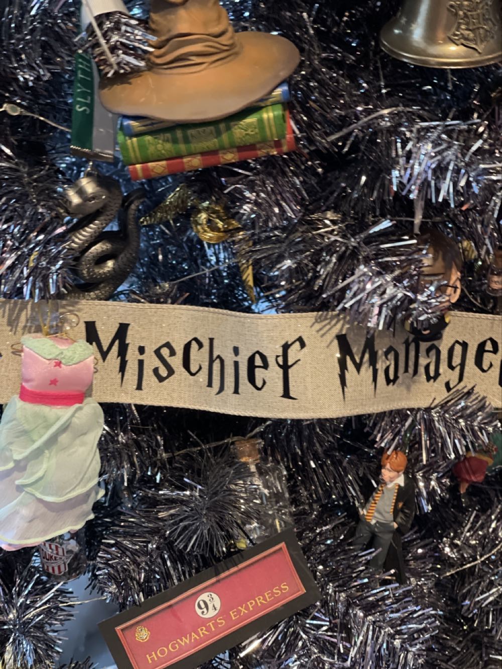 Banners  (Harry Potter) ornament collectible - Main Image 2