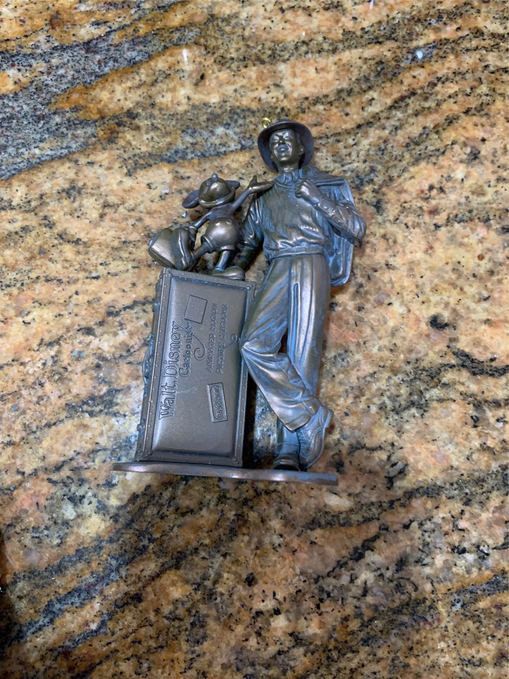 Wonder Woman Handcrafted Collectible Figurine Modern Era Hallmark Dc Heroes