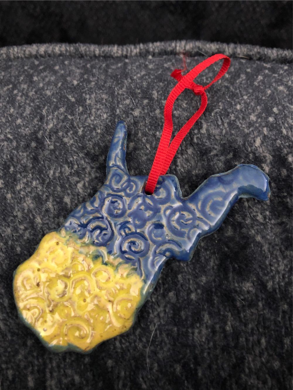 WV Pottery  ornament collectible - Main Image 1