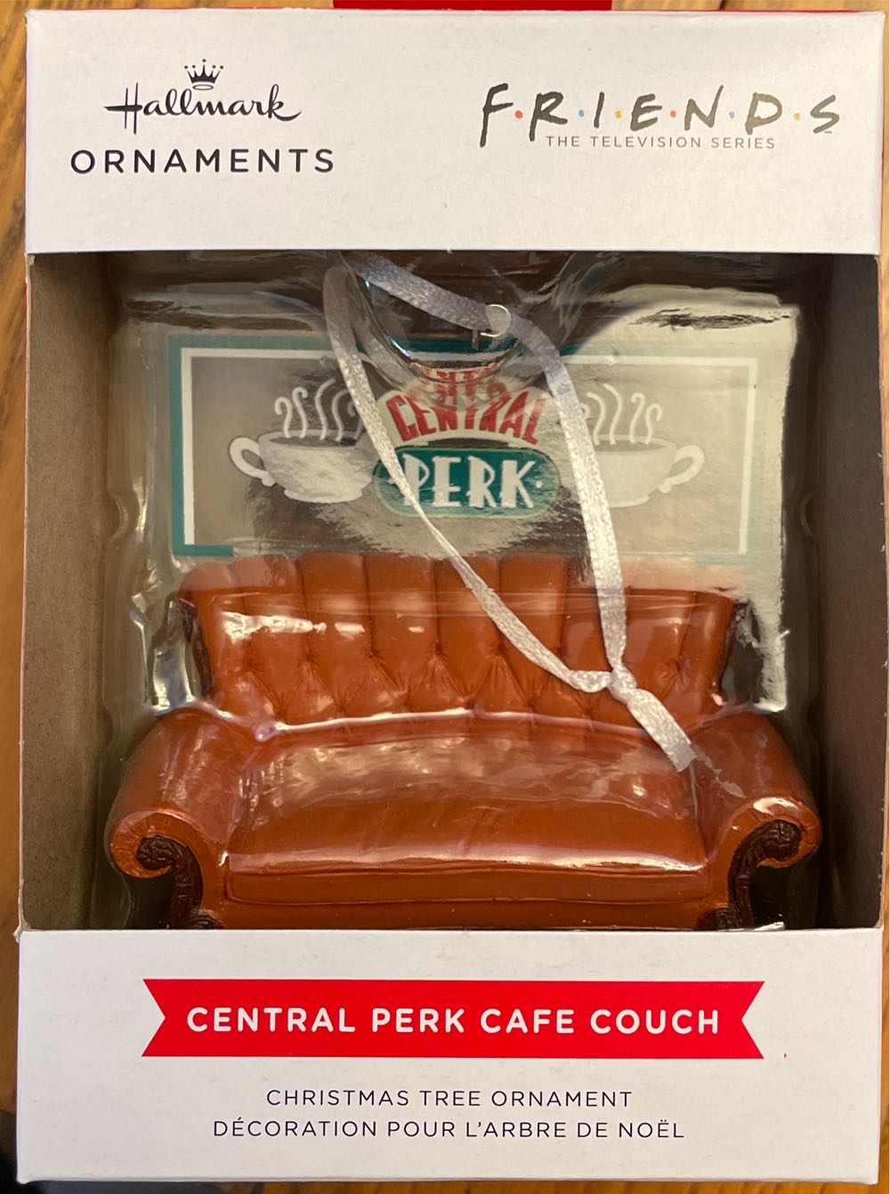 Friends Central Perk Cafe Couch Christmas Ornamentmulti Color0002hcm9510 - Friends (Friends) ornament collectible [Barcode 763795721252] - Main Image 2