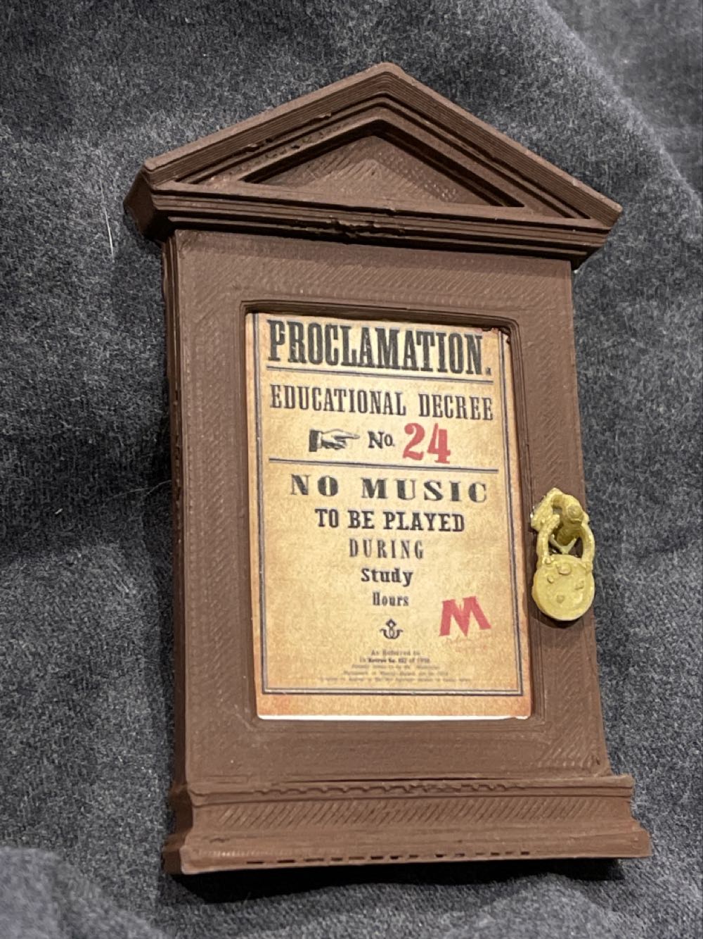 Mermaid with Light Green Tail and Lyre