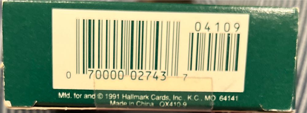 Hooked On Santa - Fishing (Santa) ornament collectible [Barcode 070000027437] - Main Image 3