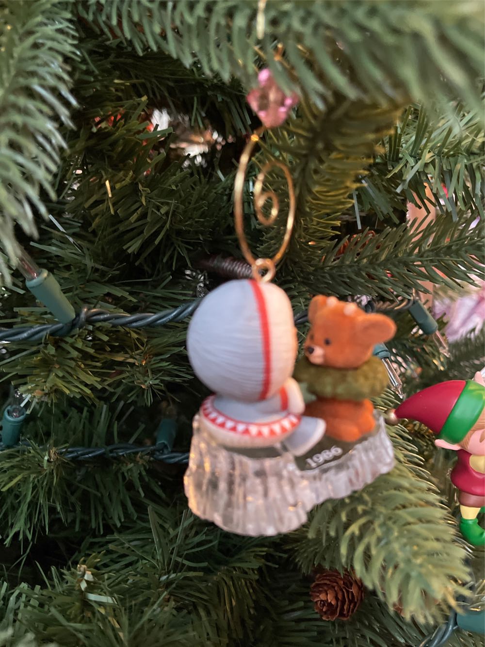 Frosty friends - Frosty & Friends (Eskimo Child & Friends) ornament collectible - Main Image 2