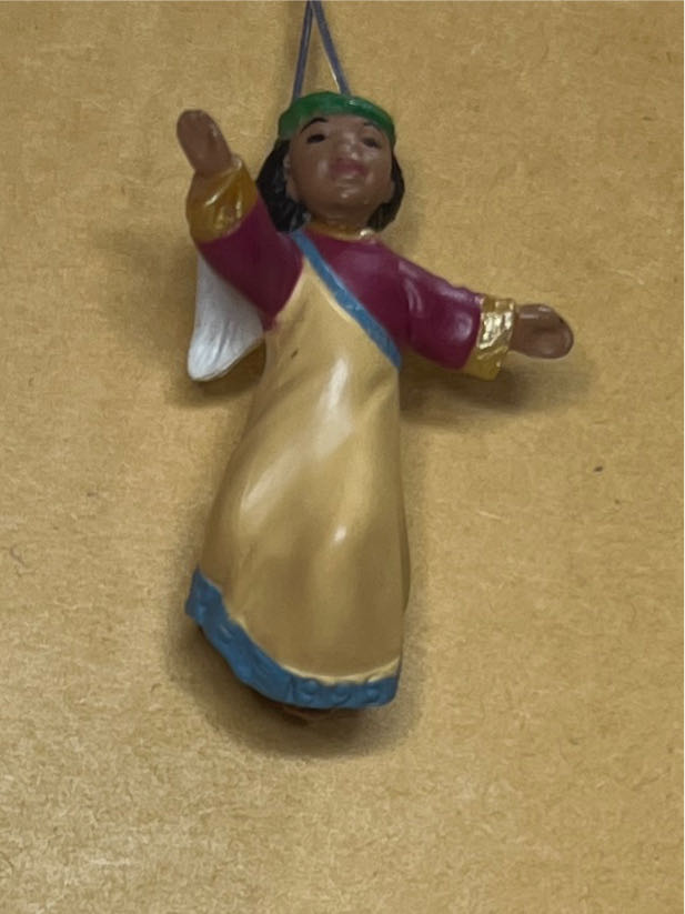 Heavenly Praises - Miniature (Angel) ornament collectible [Barcode 015012213218] - Main Image 3