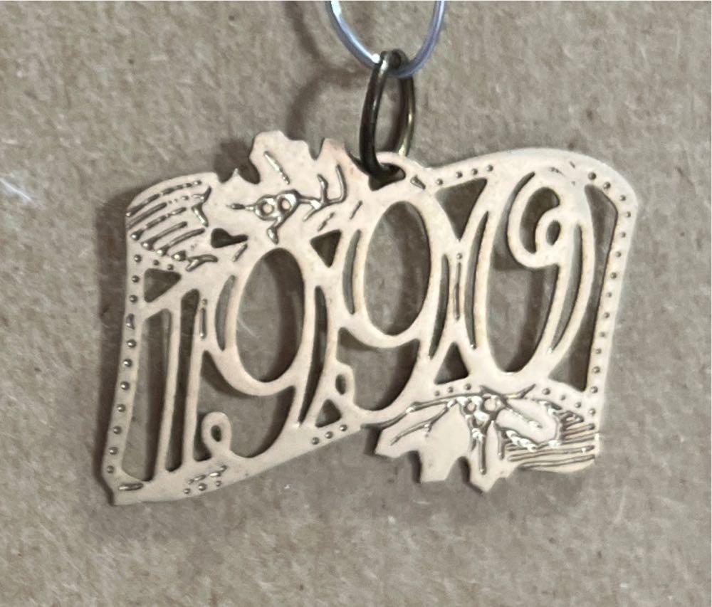 Brass Year  ornament collectible [Barcode 070000027635] - Main Image 3