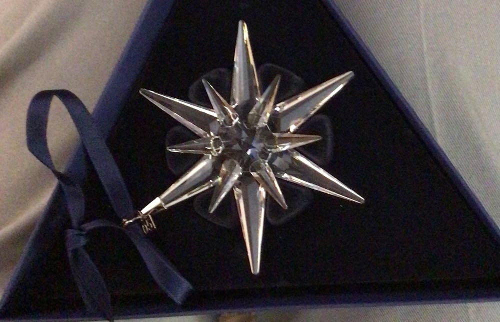 Swarovski Annual Star  ornament collectible [Barcode 836425002943] - Main Image 1