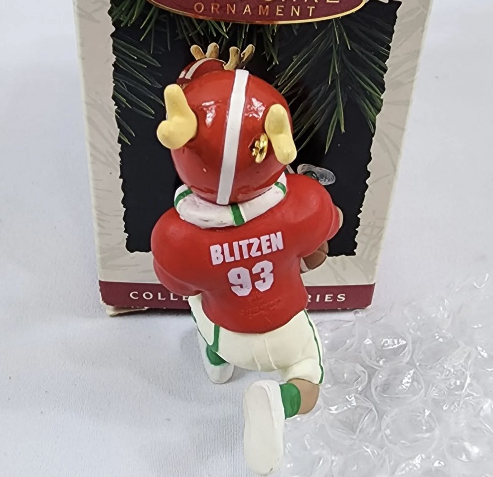 RC#8 - Blitzen - Collector’s Series (Reindeer Champs) ornament collectible [Barcode 015012027006] - Main Image 4