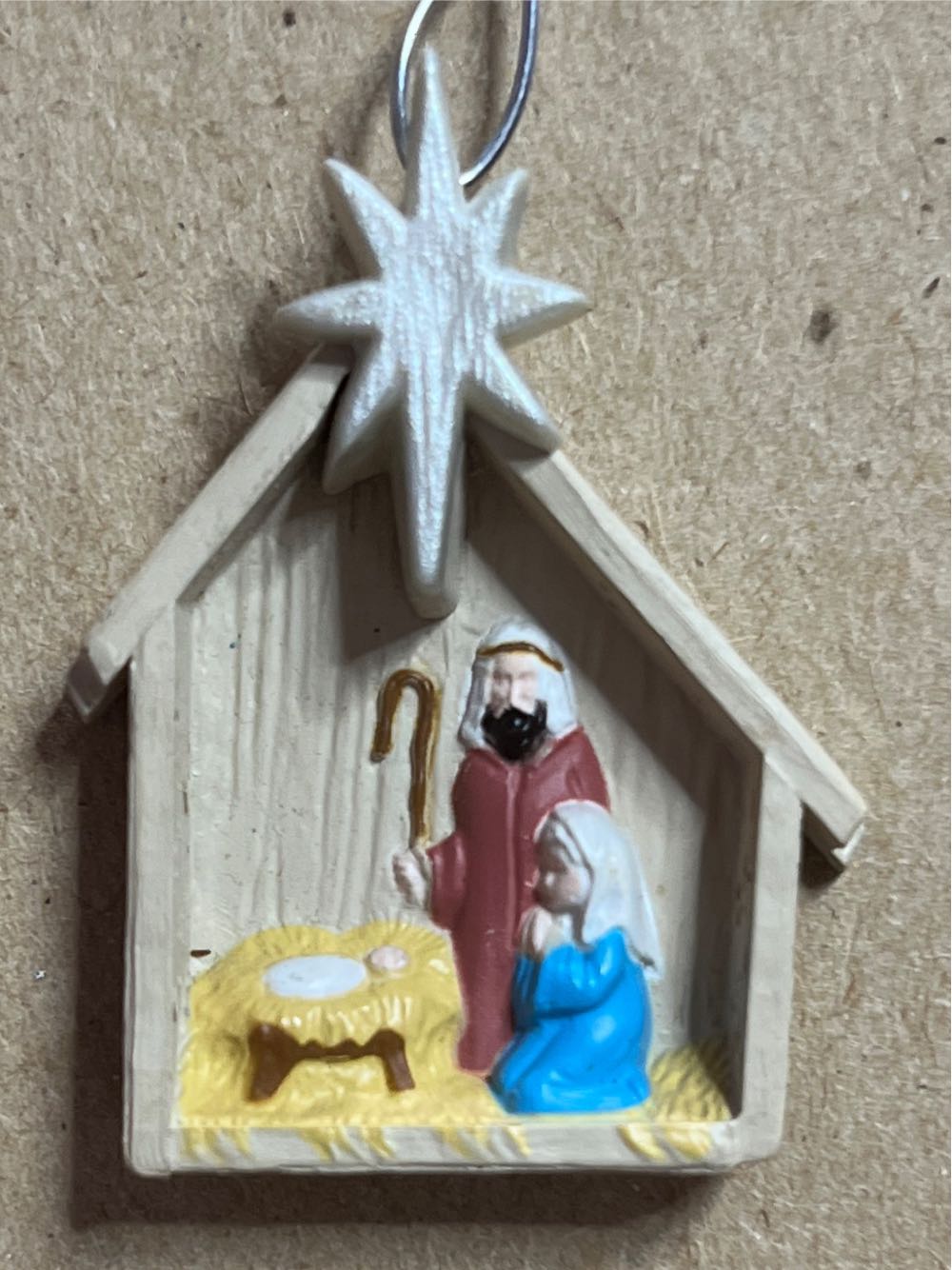 Nativity  (Miniature) ornament collectible [Barcode 070000027659] - Main Image 3