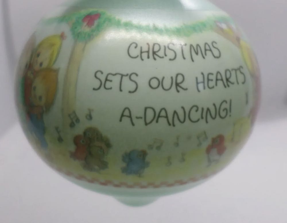 Betsey’s Country Christmas #1  ornament collectible [Barcode 070000027390] - Main Image 3
